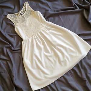 Mesh bodice Dress